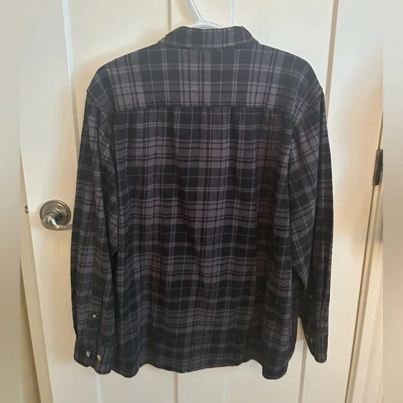 Hobbs Creek Plaid Button Up - Picture 3 of 4